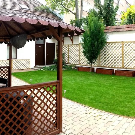 Garden House 2* Budapešť