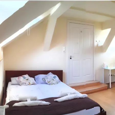 Garden House Πανσιόν Βουδαπέστη