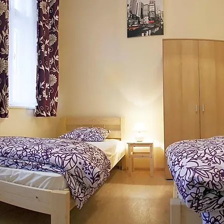 Konukevi Garden House 2*