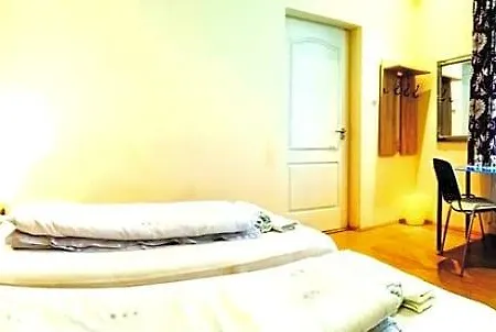 Garden House 2*