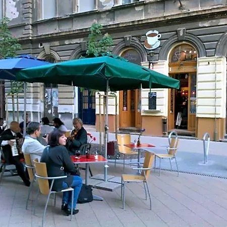 Garden House 2* Budapest