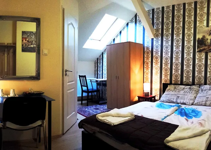 Πανσιόν Garden House