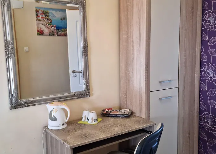 Πανσιόν Garden House 2*