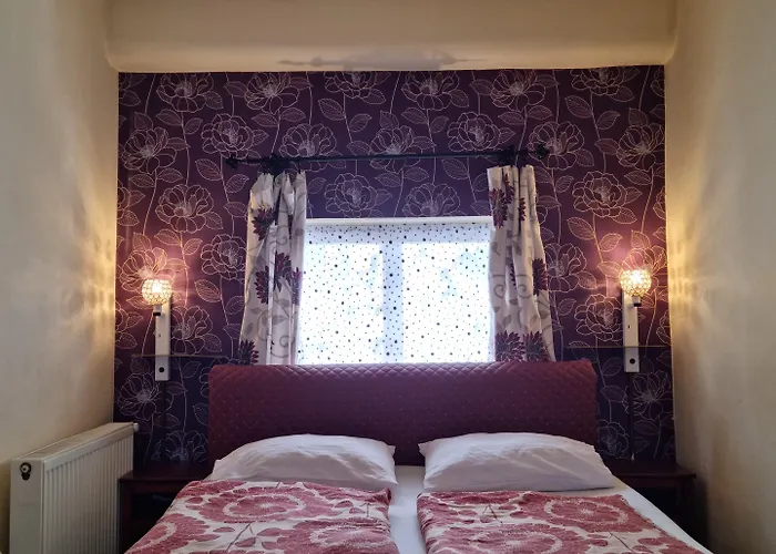 Garden House Πανσιόν