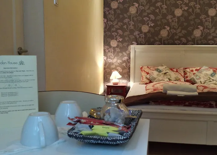 Garden House بيت ضيافة