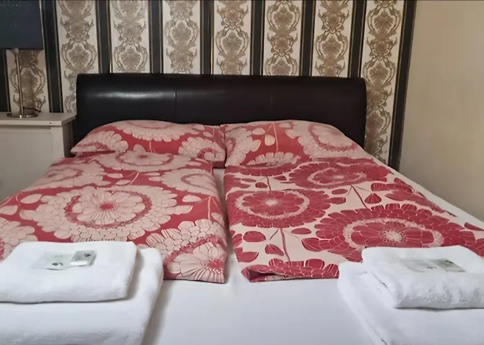 Garden House Πανσιόν 2*