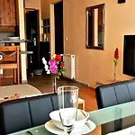 Garden House 2*