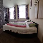 Garden House Гостевой дом 2*