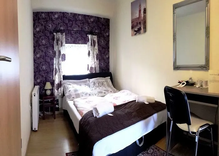Garden House 2*